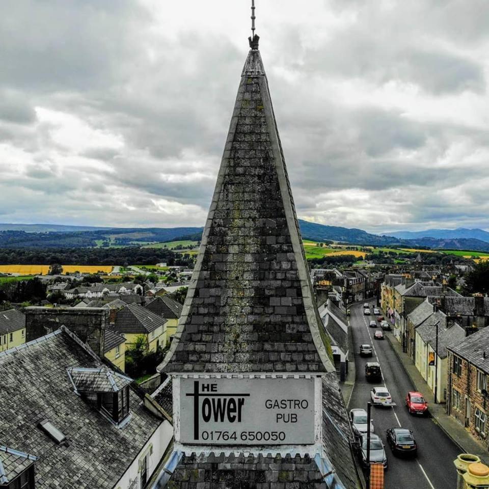 The Tower Gastro Pub & Apartments Crieff Kamer foto